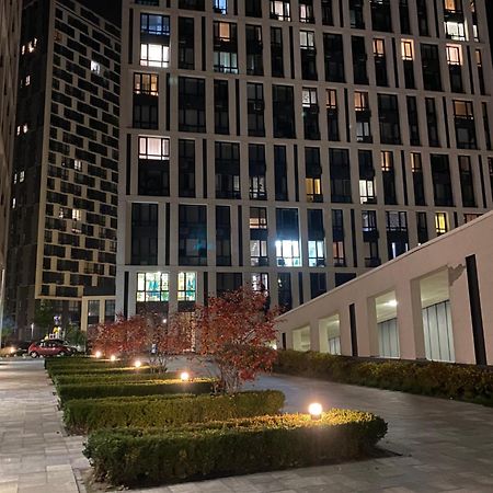 Апартаменти З Неймовірною Ванною Kyiv Exterior foto